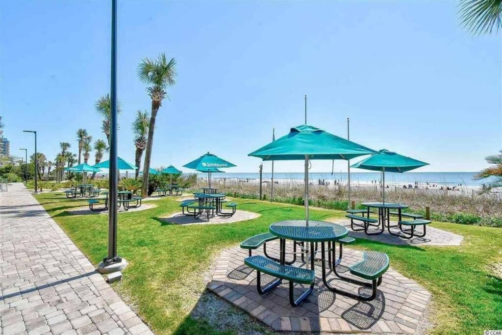 *RENOVATED OCEANFRONT CONDO*Queen Beds*Pools*Hot Tubs*More*P220 Myrtle Beach Buitenkant foto