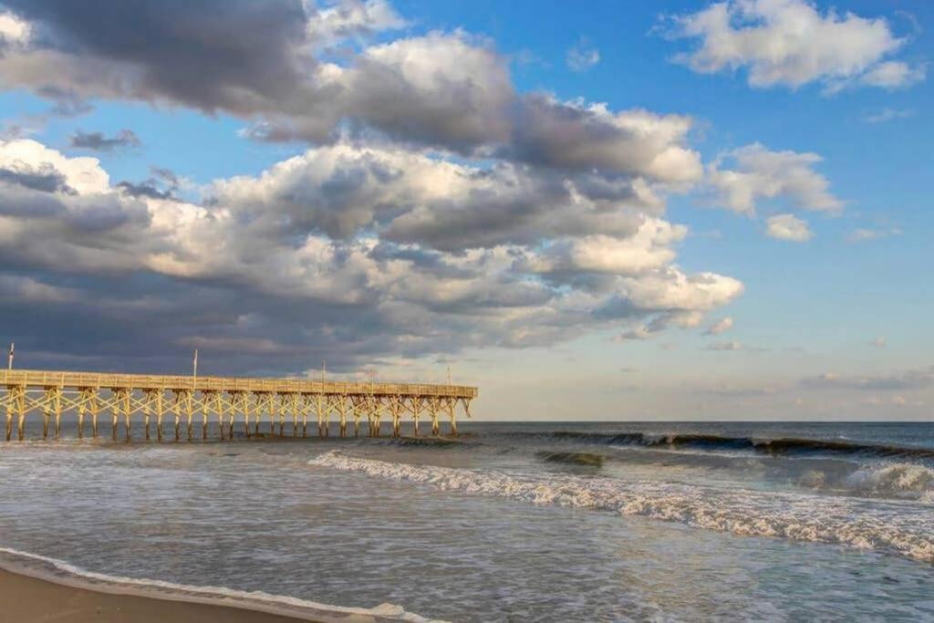 *RENOVATED OCEANFRONT CONDO*Queen Beds*Pools*Hot Tubs*More*P220 Myrtle Beach Buitenkant foto